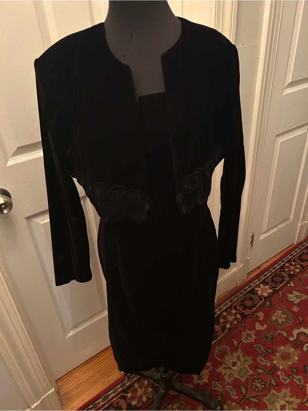 Vtg Scott McClintick 2 pc Black Velvet Women's Dress with Matching Jacket